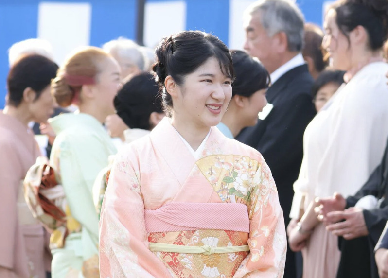 雅子さま訪問着、愛子さま振袖：この1記事だけで、現代最高峰の着物を